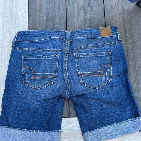 American Eagle Outfitters Women's Blue Denim Shorts - Picture 2 of 5